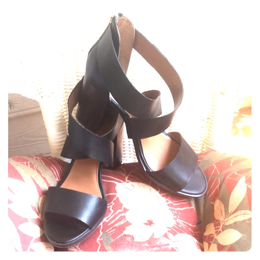Tommy Hilfiger Chunky Heeled Sandals